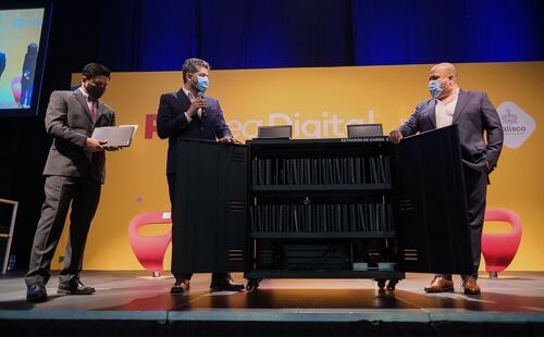Jalisco y Google avanzan en la entrega de Aulas de Innovación Educativa