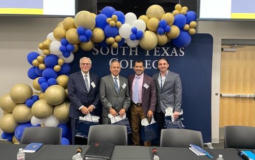 Participan líderes de la industria en Cumbre de  Aprendizaje del STC