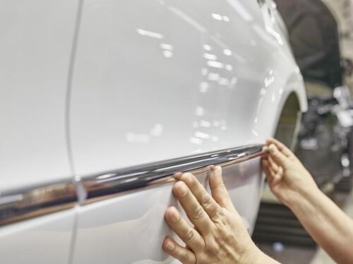 Tesa ofrece soluciones de resistencia y adherencia para el sector automotriz