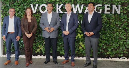 Puebla Impulsa la Exportación de Vehículos Ligeros: Más de 45,000 Unidades en Agosto 2023