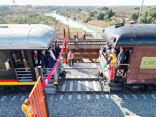 CPKC inaugura el puente ferroviario internacional Patrick J. Ottensmeyer