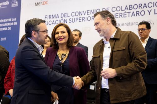 Firman convenio academia y la Asociación Mexicana de Data Centers en Querétaro