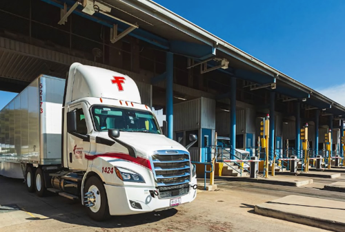 Récord en comercio internacional: Laredo, Texas, genera 339.3 billones de dólares.
