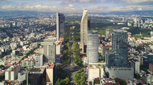 El Centro de Negocios de la Ciudad de México impulsa la demanda del sector de oficinas: CBRE