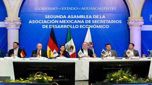 AMSDE firma acuerdos clave para atraer inversión y empleo en México
