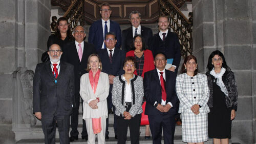 Puebla y Francia firman convenio para desarrollo científico y automotriz