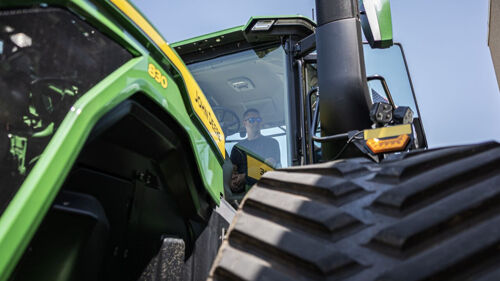 Diseñar antes de construir: la visión de John Deere sobre el futuro industrial con gemelos digitales