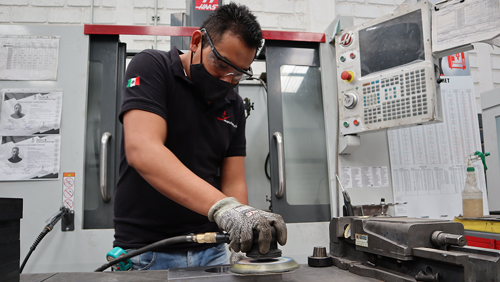 Laser Manufacturing suma capacidad tecnológica con nueva maquinaria en Querétaro