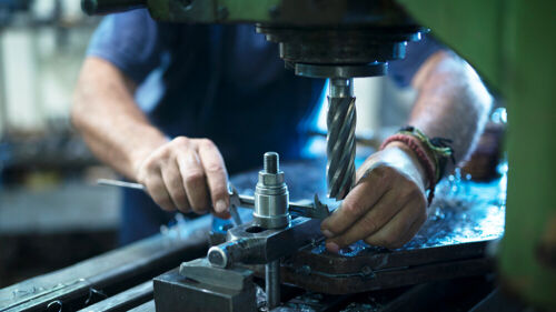 Manufactura mexicana mantiene su impulso con alza anual de 1.4%
