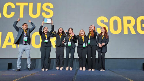 Reciben estudiantes de Tecmilenio Reynosa premio nacional por empaque biodegradable a base de sorgo